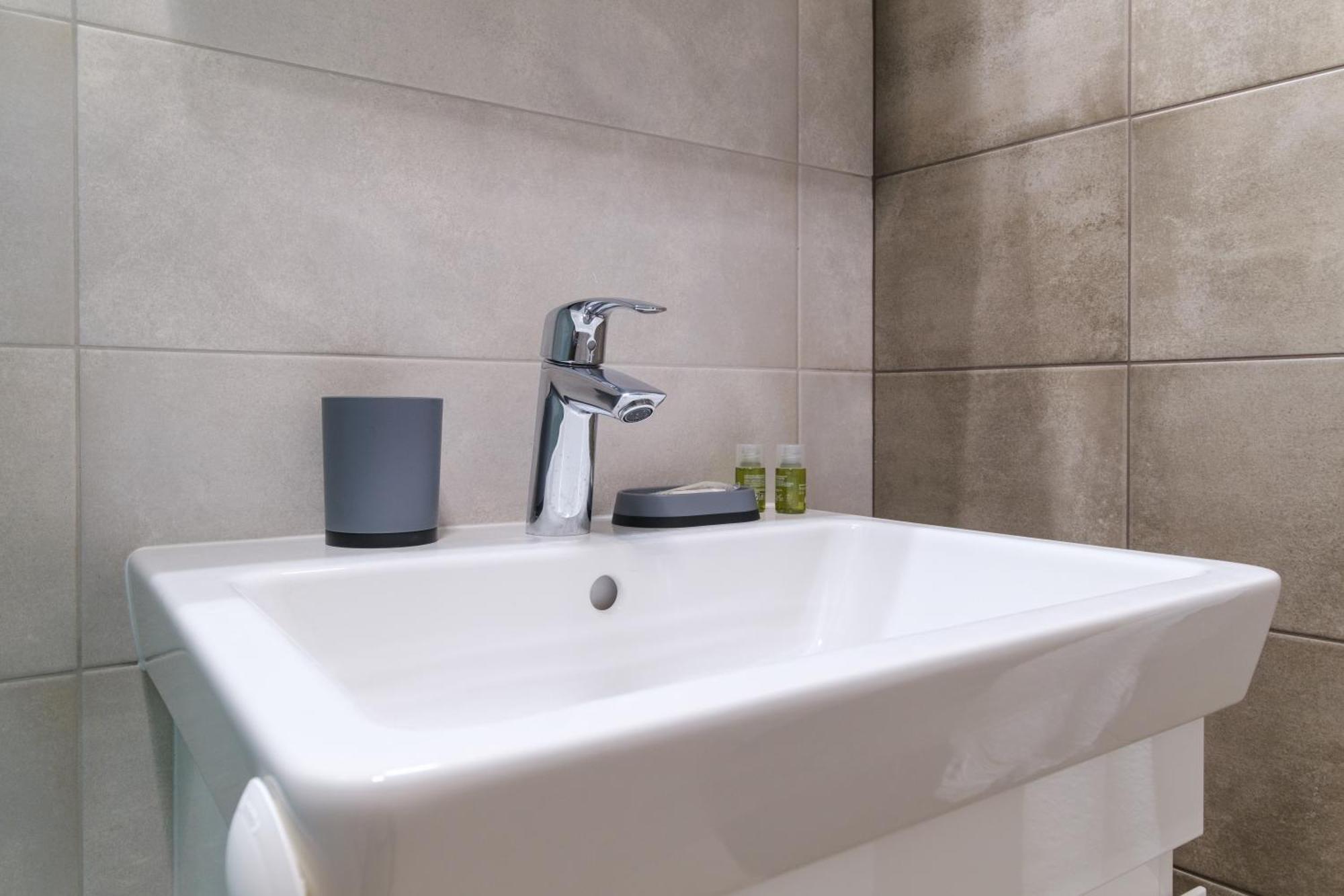 Modern 1-Bedroom Apartment With Free Parking Plovdiv Exterior foto
